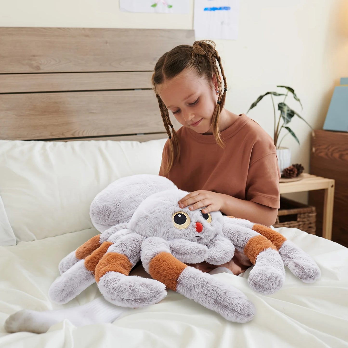 Spooktacular Giant Spider Plush - 20'' Soft and Cuddly Halloween Decor 🕷️